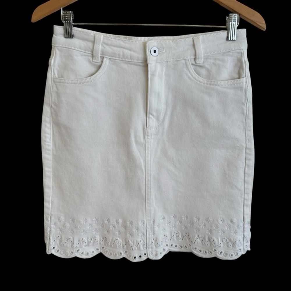 Tchibo Womens size 4 White Eyelet Lace Denim Jean Mini Skirt Embroidered Preppy